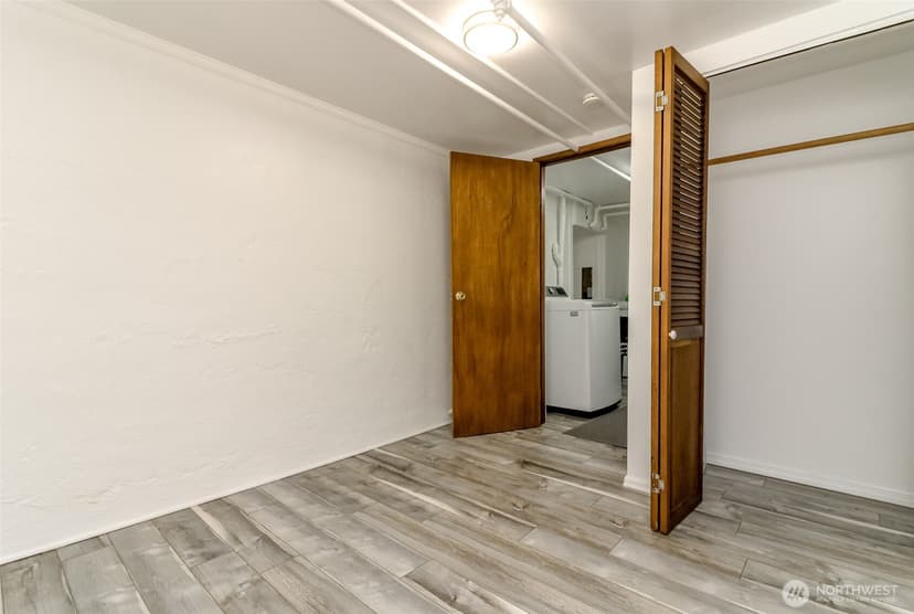 Property photo for 10082 Des Moines Memorial Drive S, Seattle photo 29