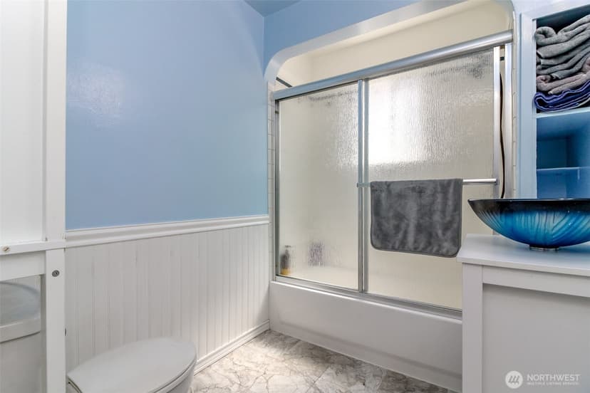 Property photo for 10082 Des Moines Memorial Drive S, Seattle photo 12