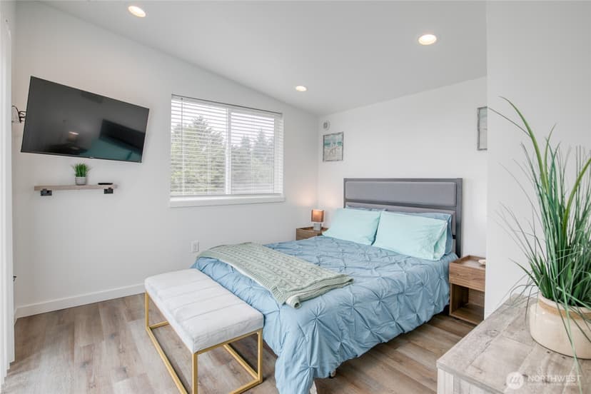 Property photo for 890 Magellan Avenue #1, Ocean Shores photo 18