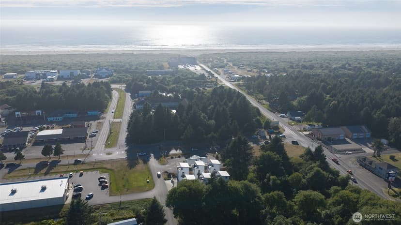 Property photo for 890 Magellan Avenue #1, Ocean Shores photo 3