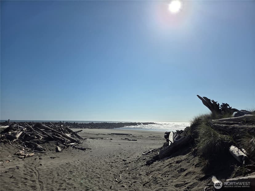 Property photo for 890 Magellan Avenue #1, Ocean Shores photo 23