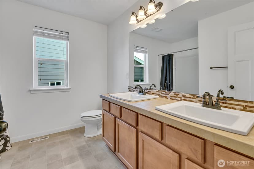Property photo for 3924 Highlands Boulevard, Puyallup photo 17