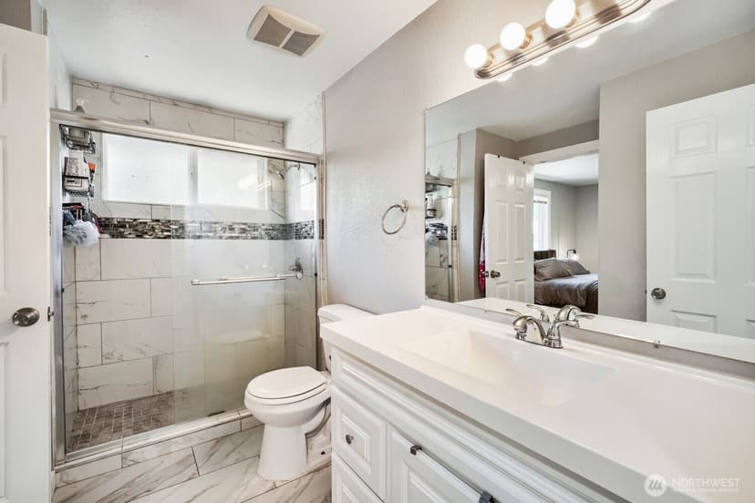 Property photo for 18608 SE 265th Street, Covington photo 8