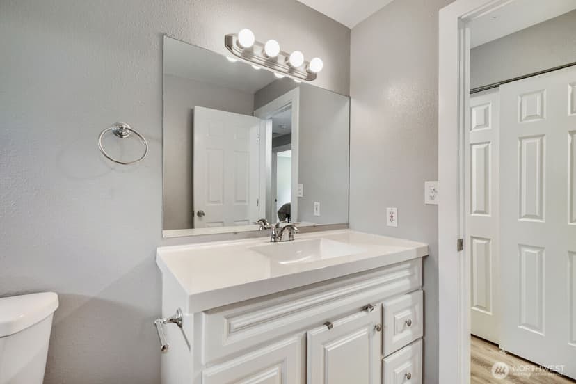 Property photo for 18608 SE 265th Street, Covington photo 13