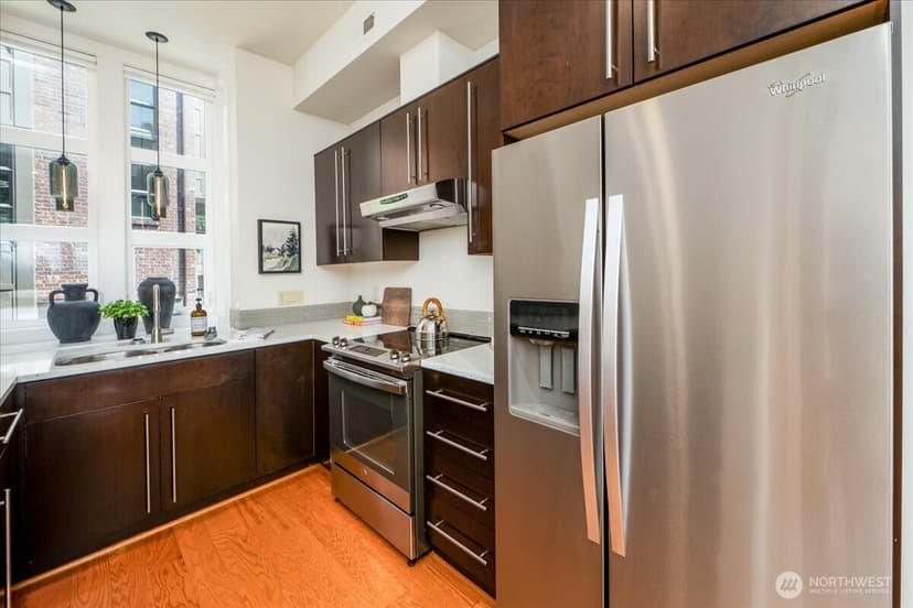 Property photo for 427 13th Avenue E #C, Seattle photo 12