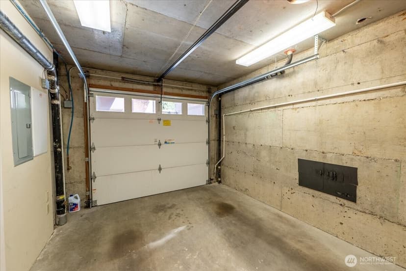 Property photo for 427 13th Avenue E #C, Seattle photo 37