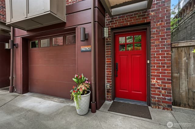 Property photo for 427 13th Avenue E #C, Seattle photo 2