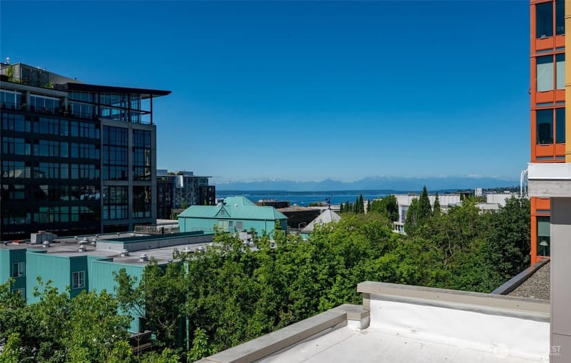 Property photo for 2700 4th Avenue #503, Seattle photo 32