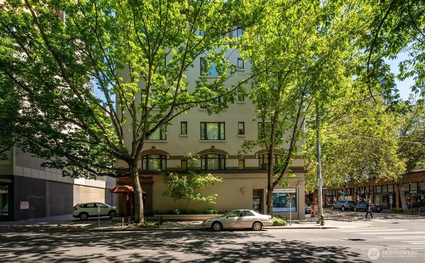 Property photo for 2700 4th Avenue #503, Seattle photo 2