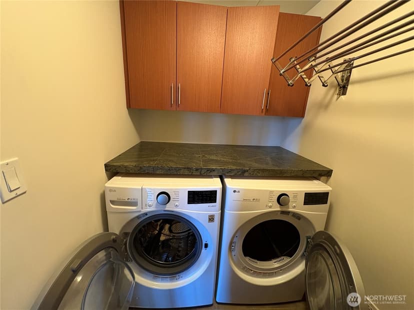 Property photo for 2033 2nd Avenue #2302, Seattle photo 11