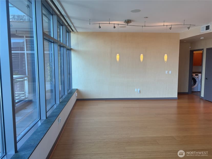 Property photo for 2033 2nd Avenue #2302, Seattle photo 6