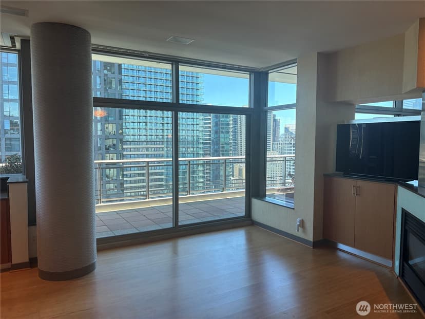 Property photo for 2033 2nd Avenue #2302, Seattle photo 22