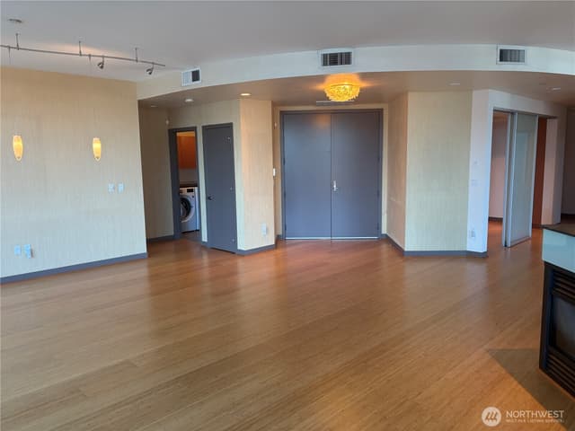 Property photo for 2033 2nd Avenue #2302, Seattle photo 5
