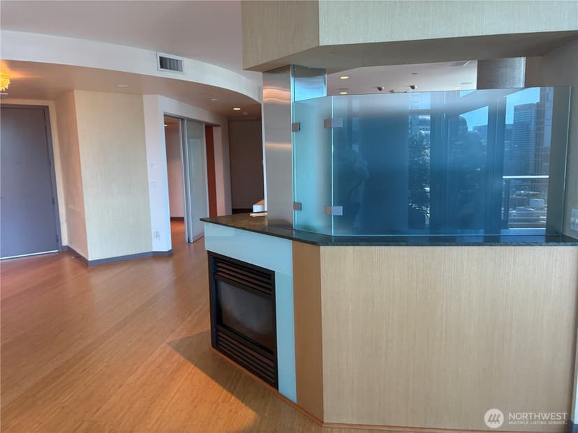Property photo for 2033 2nd Avenue #2302, Seattle photo 7