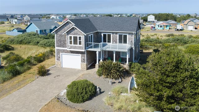 Property photo for 470 West Wind Street, Ocean Shores