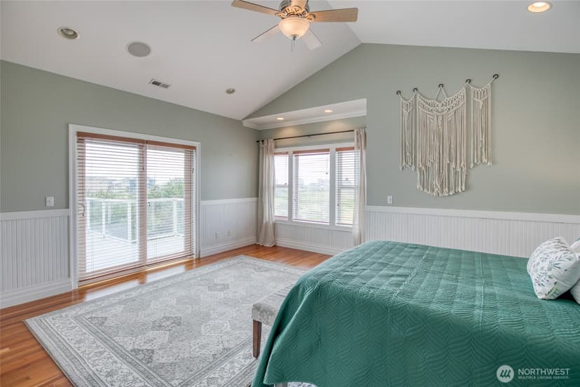Property photo for 470 West Wind Street, Ocean Shores photo 26