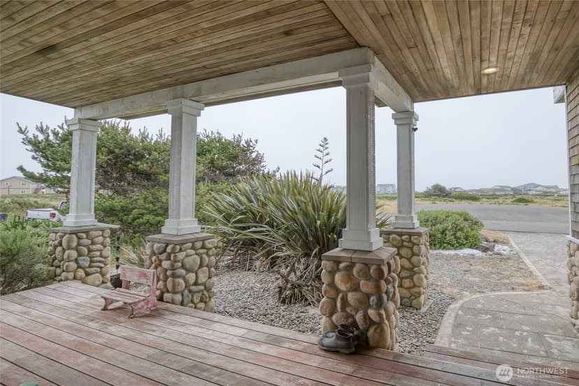 Property photo for 470 West Wind Street, Ocean Shores photo 3