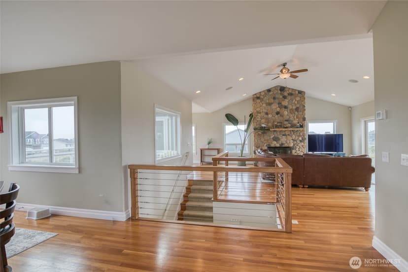 Property photo for 470 West Wind Street, Ocean Shores photo 13