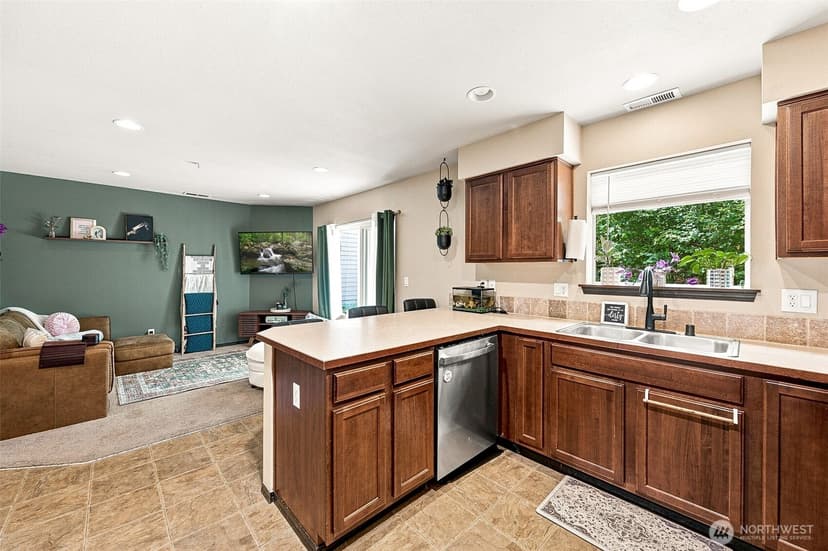 Property photo for 17716 79th Avenue Ct E, Puyallup photo 10