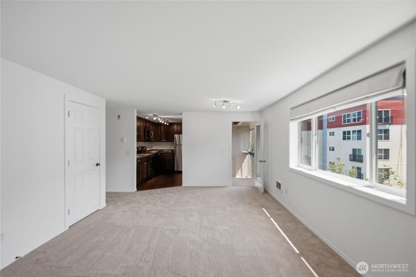 Property photo for 14300 32nd Avenue NE #410, Seattle photo 15
