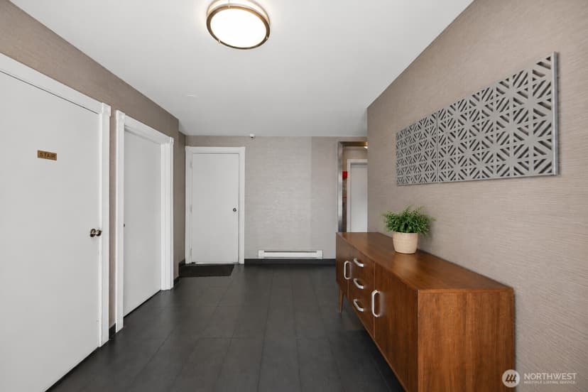 Property photo for 14300 32nd Avenue NE #410, Seattle photo 27