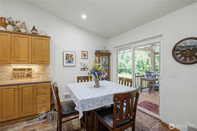 Property photo for 20877 Stottlemeyer Road NE, Poulsbo photo 11