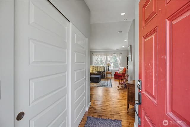 Property photo for 20851 Stottlemeyer Road NE, Poulsbo photo 4