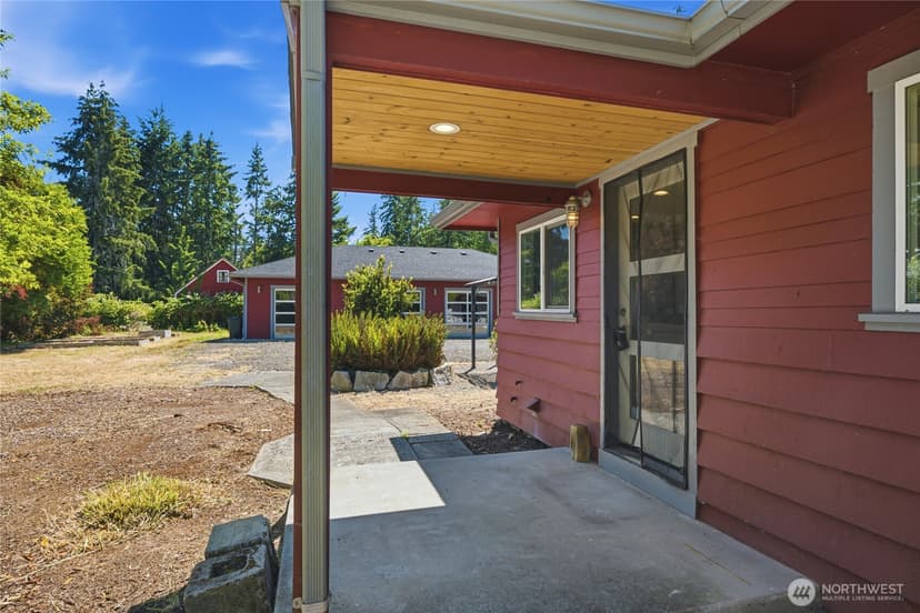 Property photo for 4766 Erlands Point Road NW, Bremerton photo 22