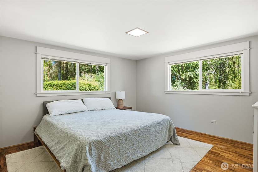 Property photo for 4766 Erlands Point Road NW, Bremerton photo 13