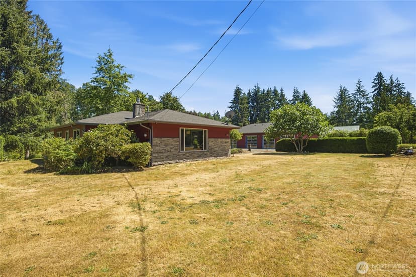 Property photo for 4766 Erlands Point Road NW, Bremerton photo 2