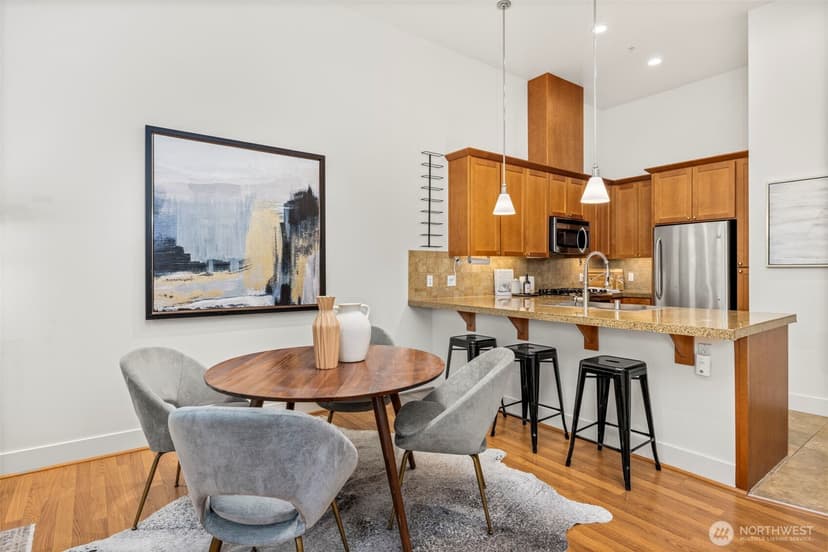 Property photo for 6801 Greenwood Avenue N #106, Seattle photo 7