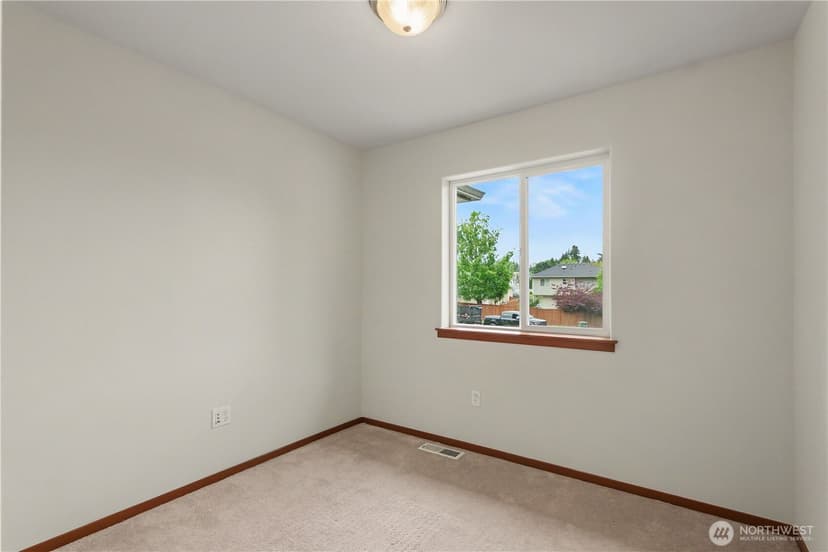 Property photo for 1100 Grant Place, Snohomish photo 15