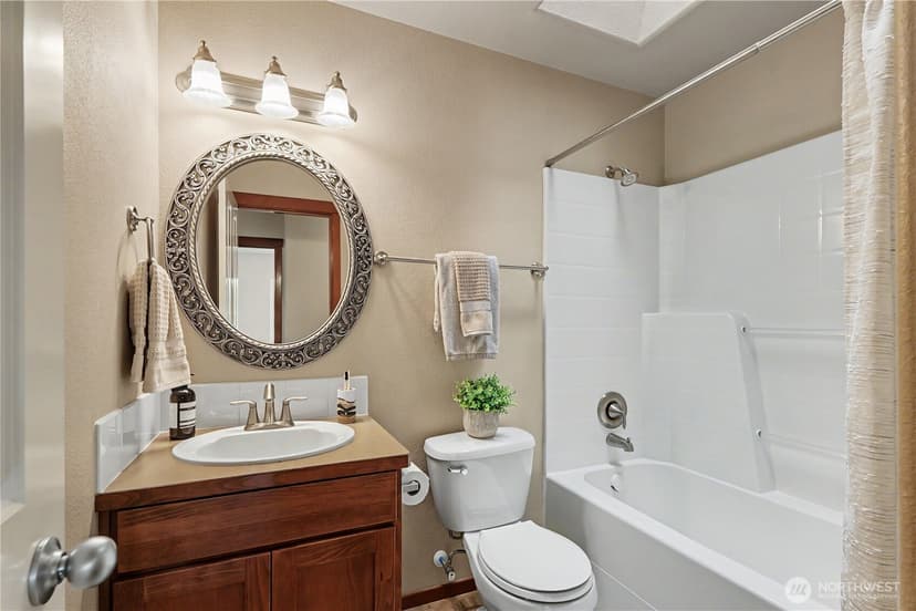 Property photo for 1100 Grant Place, Snohomish photo 13