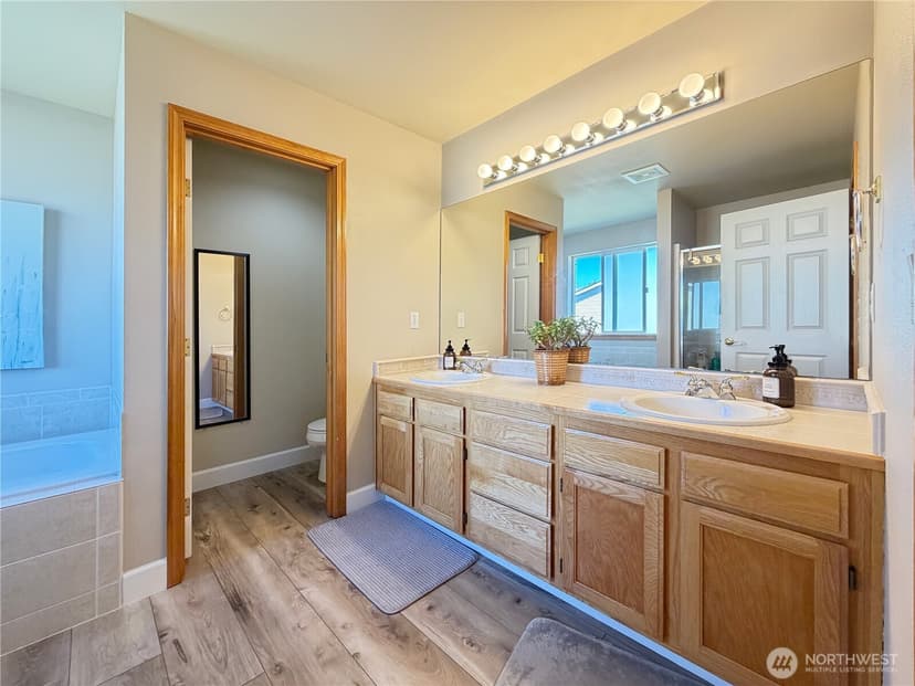 Property photo for 14005 48th Drive SE, Snohomish photo 27