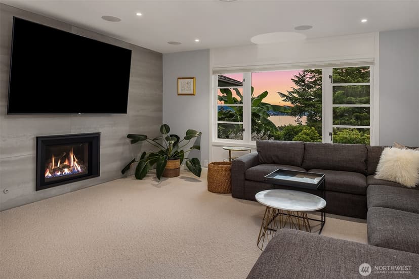 Property photo for 6340 NE Windermere Road, Seattle photo 20