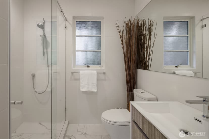 Property photo for 6340 NE Windermere Road, Seattle photo 22