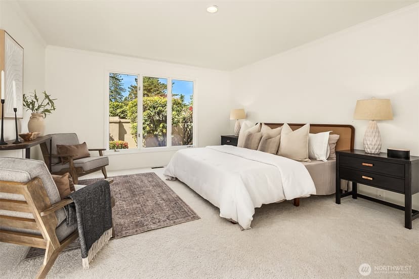 Property photo for 8531 Hunts Point Lane, Hunts Point photo 8