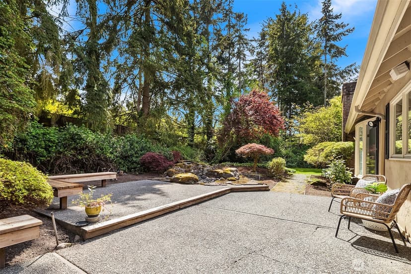 Property photo for 8531 Hunts Point Lane, Hunts Point photo 14