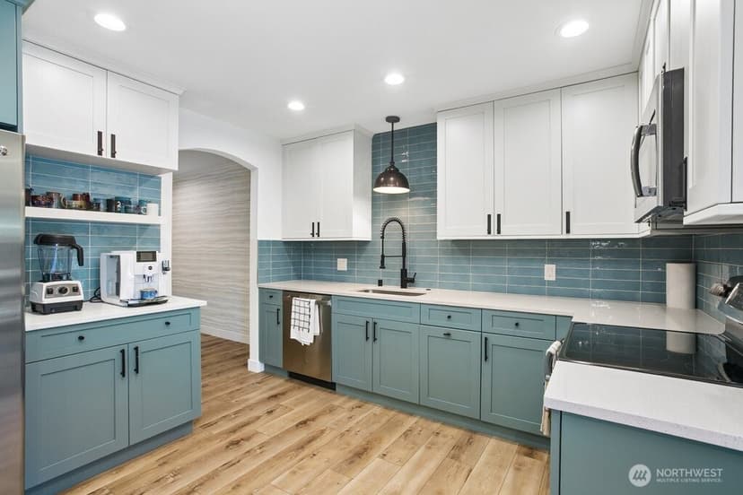 Property photo for 9715 NE Juanita Drive #B407, Kirkland photo 10