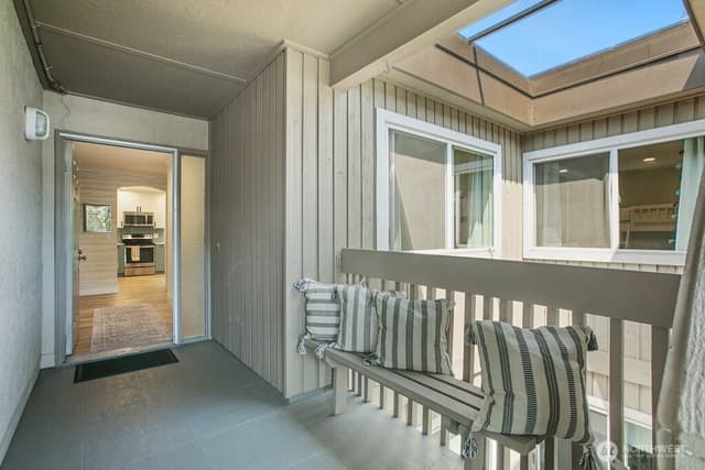 Property photo for 9715 NE Juanita Drive #B407, Kirkland photo 2