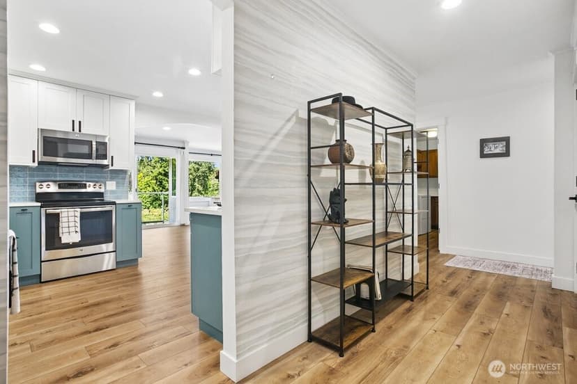 Property photo for 9715 NE Juanita Drive #B407, Kirkland photo 15