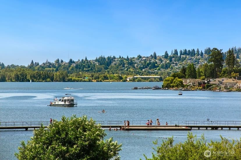 Property photo for 9715 NE Juanita Drive #B407, Kirkland photo 32