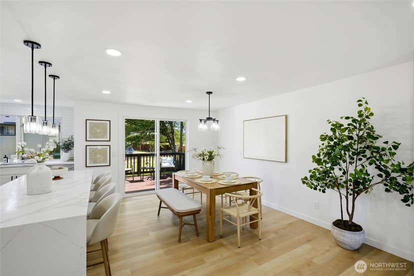 Property photo for 12936 NE 130th St, Kirkland photo 14