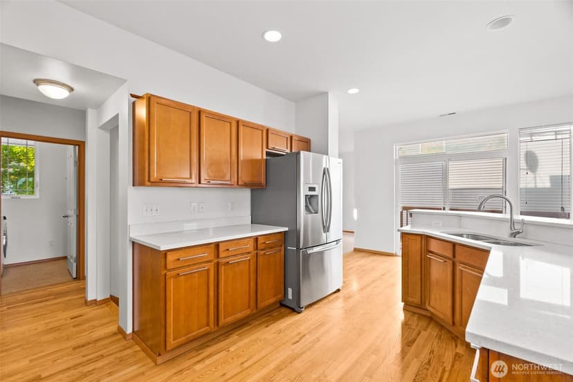 Property photo for 721 26th Avenue SW, Puyallup photo 15