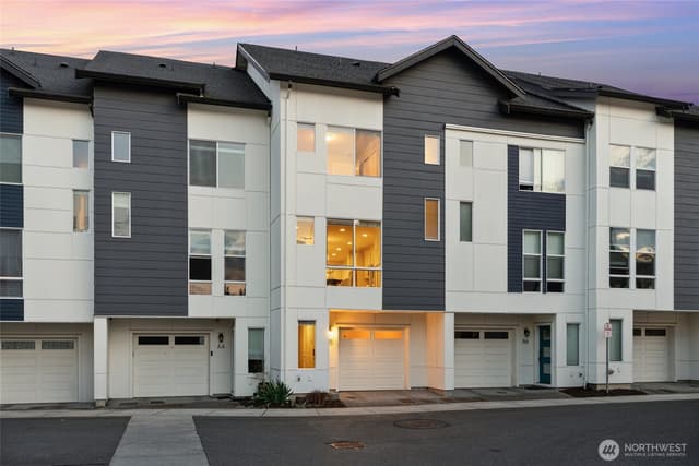 Property photo for 14715 Admiralty Way #A-5, Lynnwood
