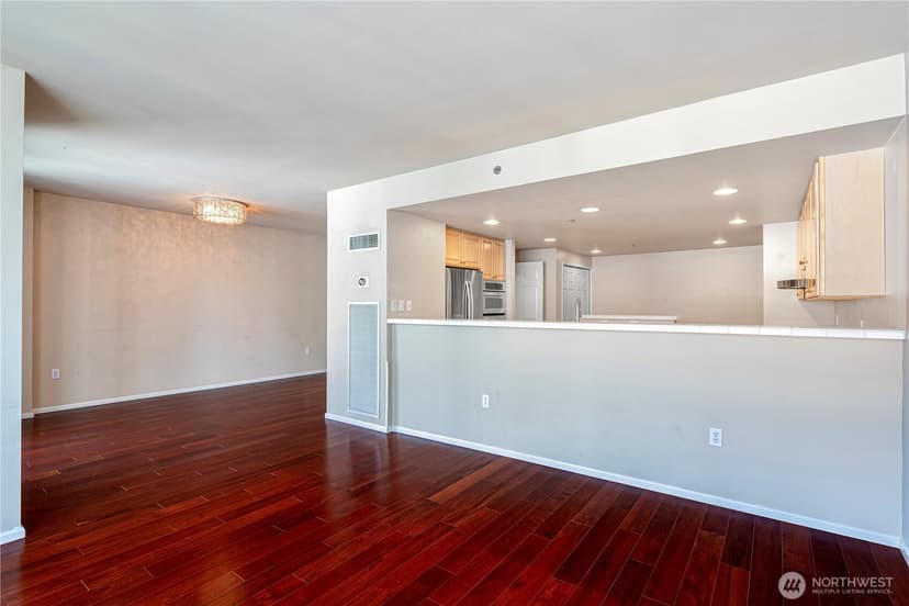 Property photo for 177 107th Avenue NE #1501, Bellevue photo 7