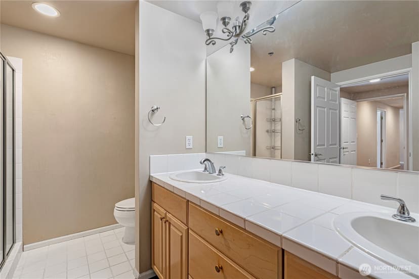 Property photo for 177 107th Avenue NE #1501, Bellevue photo 16