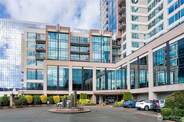 Property photo for 177 107th Avenue NE #1501, Bellevue photo 2