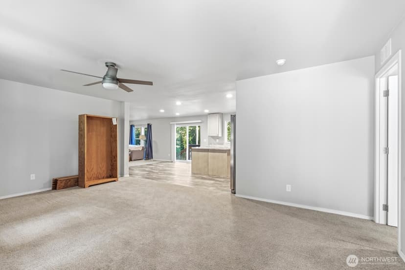Property photo for 13420 Glenwood Road SW, Port Orchard photo 12
