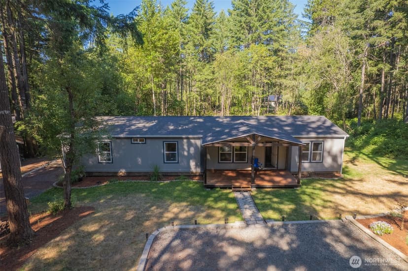 Property photo for 13420 Glenwood Road SW, Port Orchard photo 2